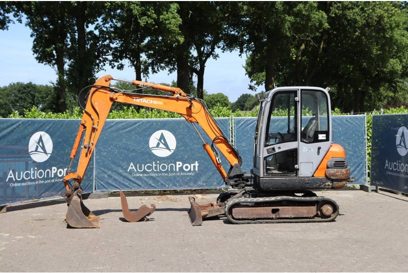 Hitachi ZX35 - Pásové rýpadlo: obrázek 1 Hitachi ZX35 - Pásové rýpadlo: obrázek 1