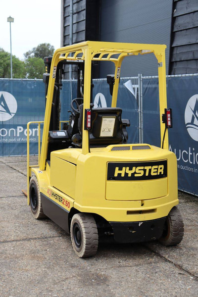 Hyster J2.50XM - Elektrický vysokozdvižný vozík: obrázek 4 Hyster J2.50XM - Elektrický vysokozdvižný vozík: obrázek 4