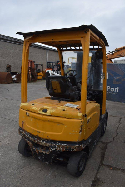 Elektrický vysokozdvižný vozík Hyster J2.5XN-717: obrázek 6