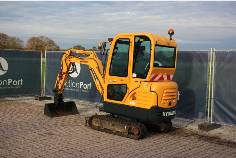 Hyundai Robex 18-9 - Mini rýpadlo: obrázek 3 Hyundai Robex 18-9 - Mini rýpadlo: obrázek 3