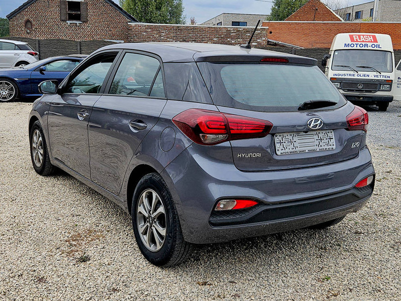 Hyundai i20 1.2 - Sedan: obrázek 3 Hyundai i20 1.2 - Sedan: obrázek 3
