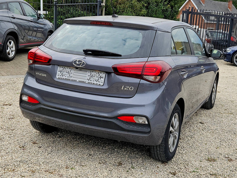 Hyundai i20 1.2 - Sedan: obrázek 4 Hyundai i20 1.2 - Sedan: obrázek 4