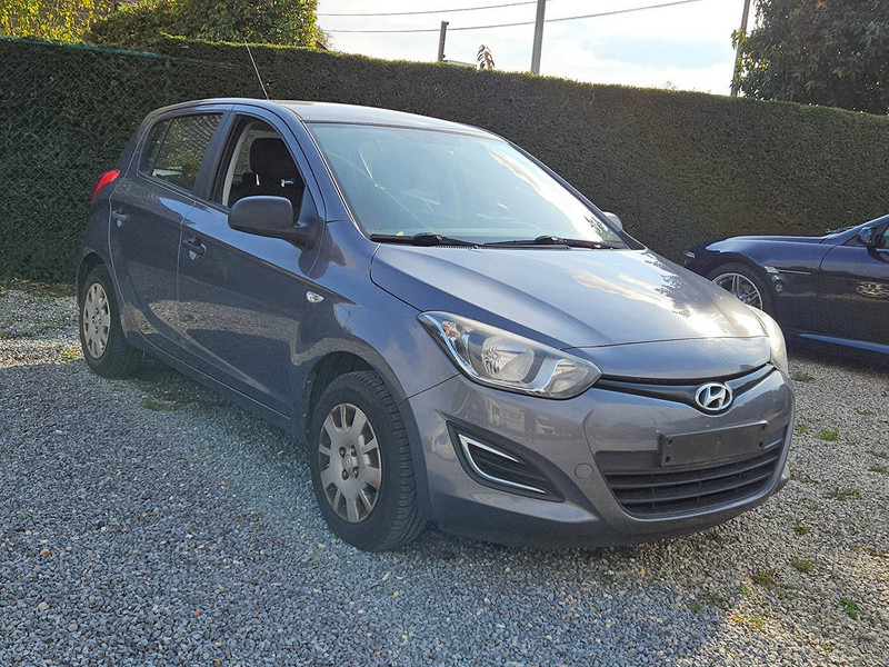 Hyundai i20 (I - update) 1.2 - Sedan: obrázek 3 Hyundai i20 (I - update) 1.2 - Sedan: obrázek 3