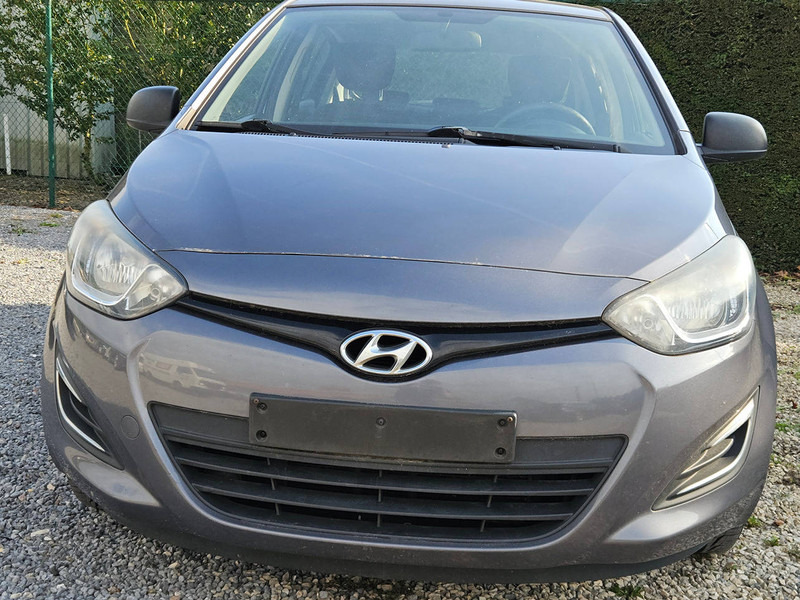 Hyundai i20 (I - update) 1.2 - Sedan: obrázek 4 Hyundai i20 (I - update) 1.2 - Sedan: obrázek 4