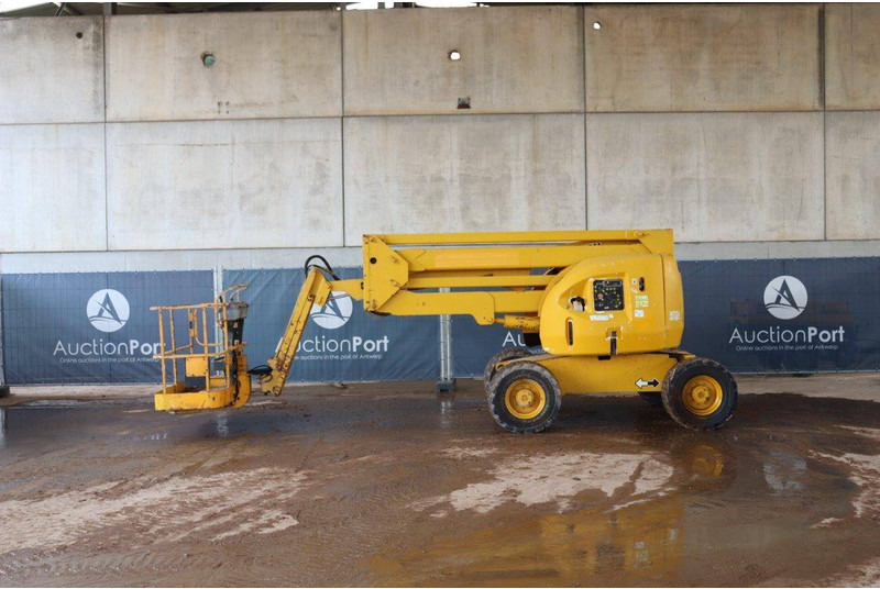 JLG 450AJ - Kloubová plošina: obrázek 2 JLG 450AJ - Kloubová plošina: obrázek 2