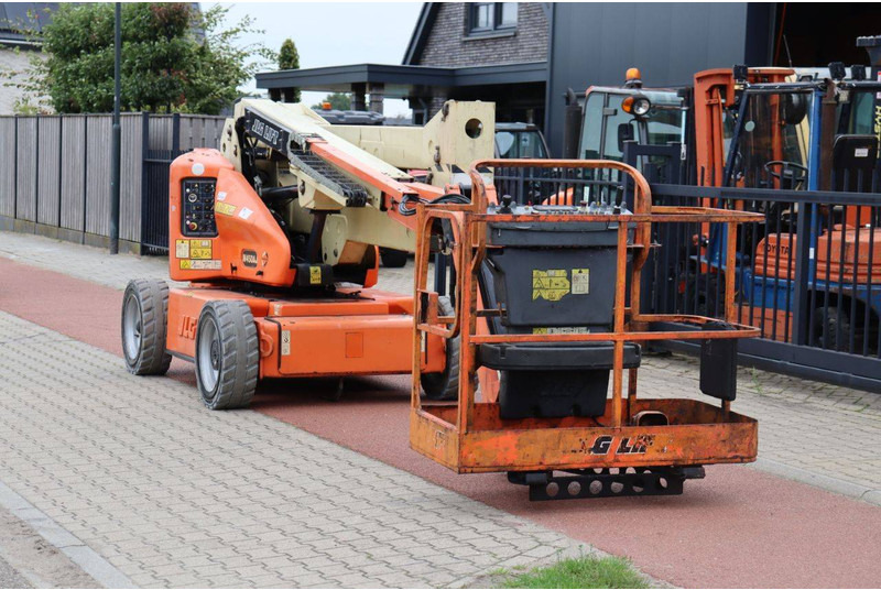 JLG M450AJ - Kloubová plošina: obrázek 4 JLG M450AJ - Kloubová plošina: obrázek 4