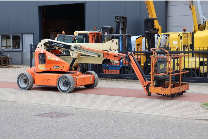 JLG M450AJ - Kloubová plošina: obrázek 3 JLG M450AJ - Kloubová plošina: obrázek 3