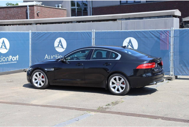 Jaguar XE - Sedan: obrázek 3 Jaguar XE - Sedan: obrázek 3