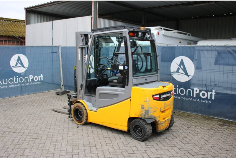 Jungheinrich EFG S30 - Elektrický vysokozdvižný vozík: obrázek 3 Jungheinrich EFG S30 - Elektrický vysokozdvižný vozík: obrázek 3