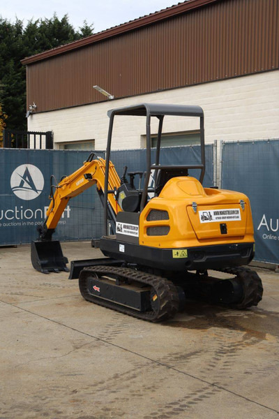 Katco Nycheki Q25 - Mini rýpadlo: obrázek 4 Katco Nycheki Q25 - Mini rýpadlo: obrázek 4