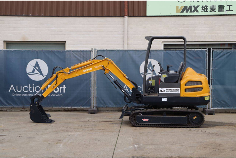 Katco Nycheki Q25 - Mini rýpadlo: obrázek 2 Katco Nycheki Q25 - Mini rýpadlo: obrázek 2