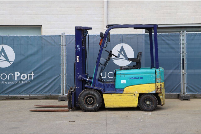 Komatsu FB25EX-8 - Elektrický vysokozdvižný vozík: obrázek 2 Komatsu FB25EX-8 - Elektrický vysokozdvižný vozík: obrázek 2