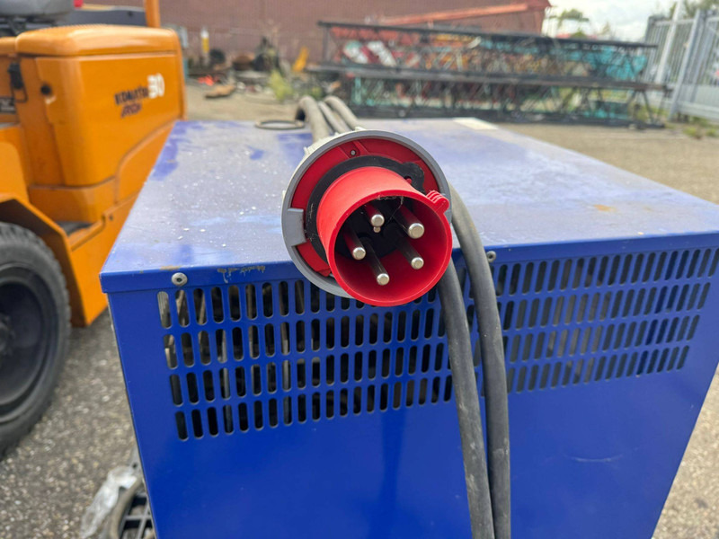 Komatsu FB30EX-8 - Elektrický vysokozdvižný vozík: obrázek 3 Komatsu FB30EX-8 - Elektrický vysokozdvižný vozík: obrázek 3