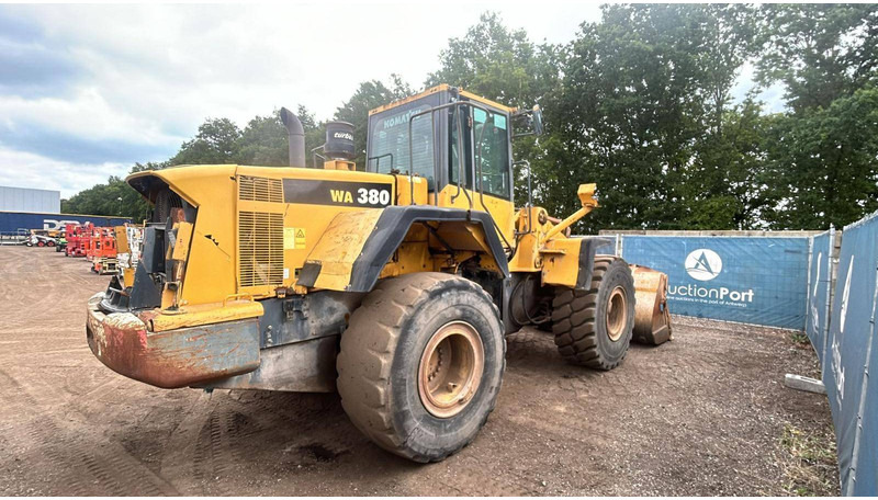 Komatsu WA380-6 - Kolový nakladač: obrázek 3 Komatsu WA380-6 - Kolový nakladač: obrázek 3