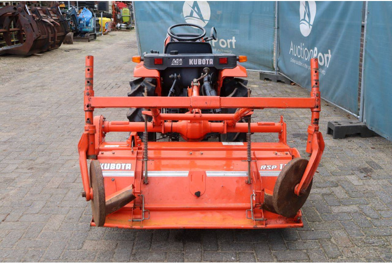 Kubota A-15 - Traktor: obrázek 5 Kubota A-15 - Traktor: obrázek 5