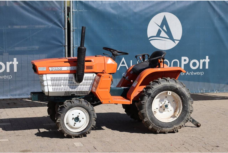 Kubota B1400 - Traktor: obrázek 1 Kubota B1400 - Traktor: obrázek 1