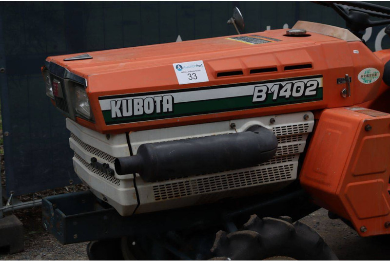 Traktor Kubota B1402: obrázek 10