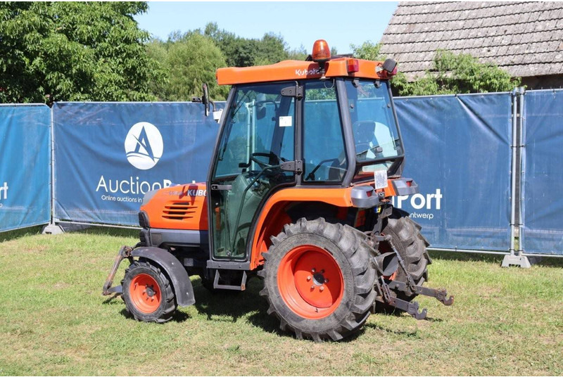 Kubota STV40 - Traktor: obrázek 3 Kubota STV40 - Traktor: obrázek 3