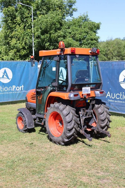 Kubota STV40 - Traktor: obrázek 4 Kubota STV40 - Traktor: obrázek 4