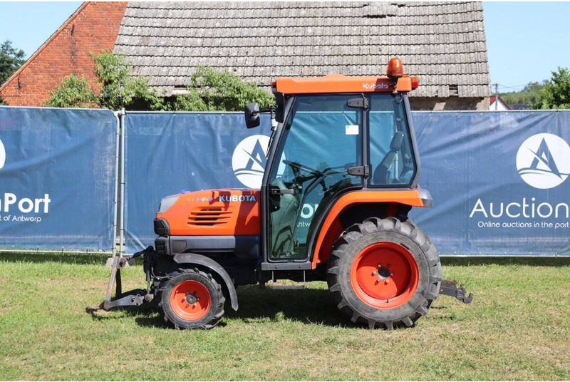 Kubota STV40 - Traktor: obrázek 2 Kubota STV40 - Traktor: obrázek 2