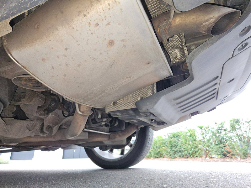 Land Rover Range Rover (IV) TDV8 'Vogue' - SUV: obrázek 4 Land Rover Range Rover (IV) TDV8 'Vogue' - SUV: obrázek 4