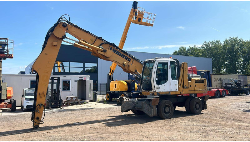 Liebherr A 904 C - Kolesové rýpadlo: obrázek 4 Liebherr A 904 C - Kolesové rýpadlo: obrázek 4