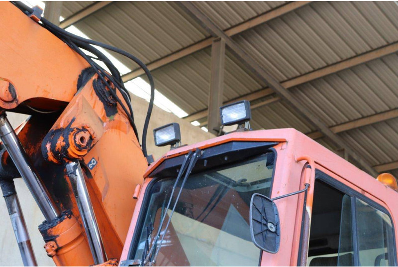 Kolesové rýpadlo Liebherr A316: obrázek 15 Kolesové rýpadlo Liebherr A316: obrázek 15