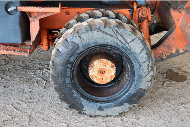 Kolesové rýpadlo Liebherr A316: obrázek 17 Kolesové rýpadlo Liebherr A316: obrázek 17