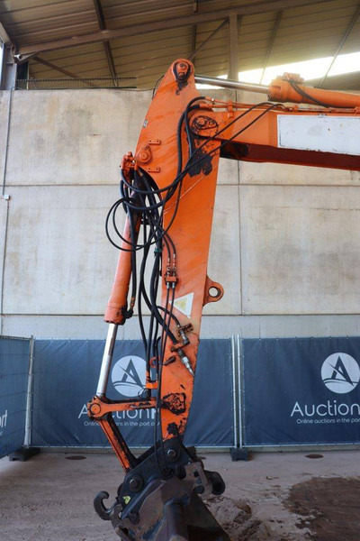 Kolesové rýpadlo Liebherr A316: obrázek 12 Kolesové rýpadlo Liebherr A316: obrázek 12