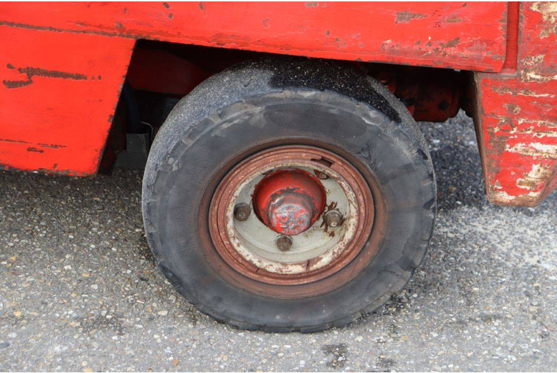 Dieselový vysokozdvižný vozík Linde: obrázek 13 Dieselový vysokozdvižný vozík Linde: obrázek 13