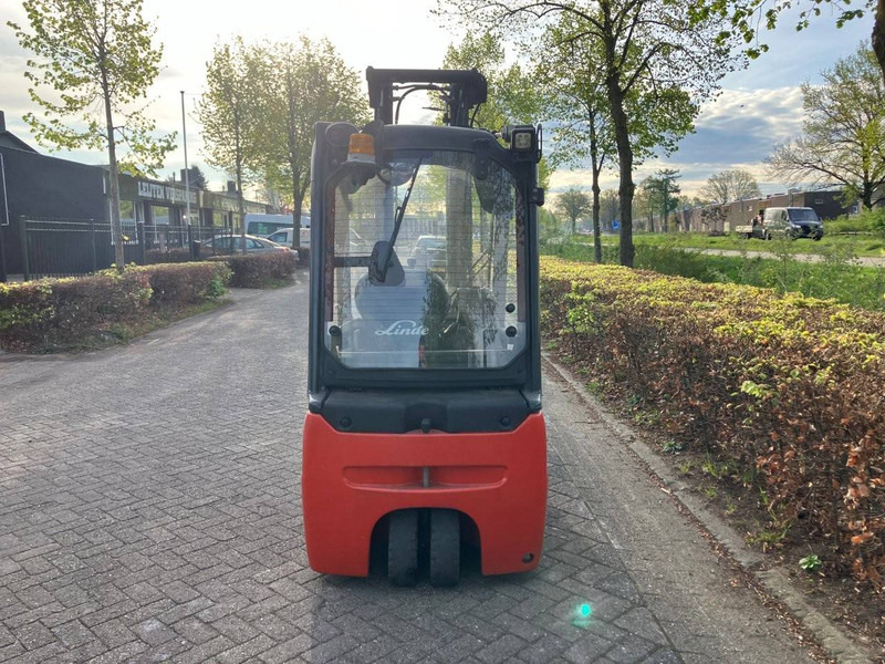 Linde E20L-02 - Elektrický vysokozdvižný vozík: obrázek 4 Linde E20L-02 - Elektrický vysokozdvižný vozík: obrázek 4