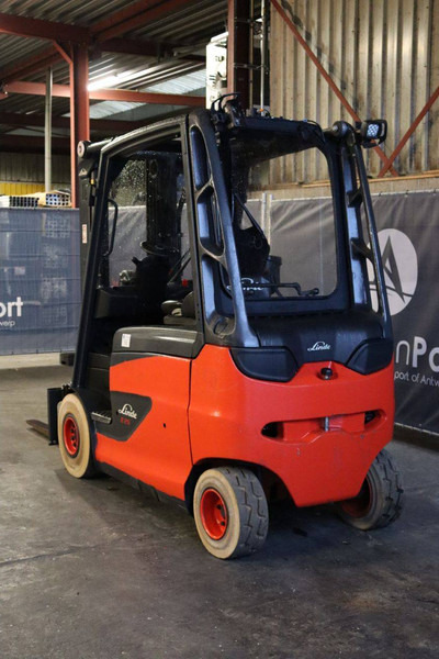 Linde E25HL-01/600 - Elektrický vysokozdvižný vozík: obrázek 4 Linde E25HL-01/600 - Elektrický vysokozdvižný vozík: obrázek 4