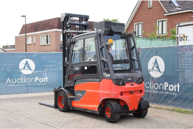 Linde E40HL-01/600 - Elektrický vysokozdvižný vozík: obrázek 4 Linde E40HL-01/600 - Elektrický vysokozdvižný vozík: obrázek 4