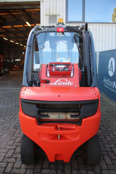 Linde H30T-02 - Plynový vysokozdvižný vozík: obrázek 4 Linde H30T-02 - Plynový vysokozdvižný vozík: obrázek 4