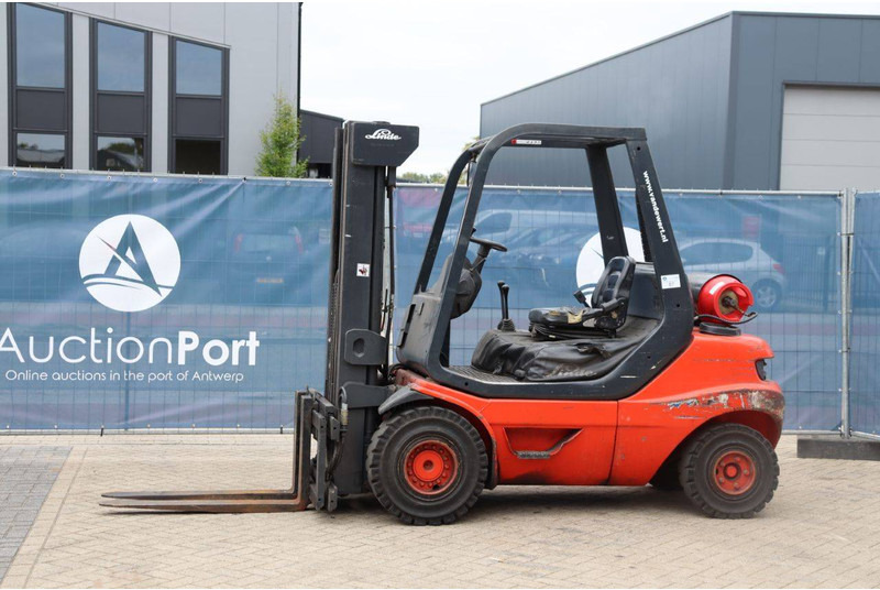 Linde H30T-03 - Plynový vysokozdvižný vozík: obrázek 1 Linde H30T-03 - Plynový vysokozdvižný vozík: obrázek 1