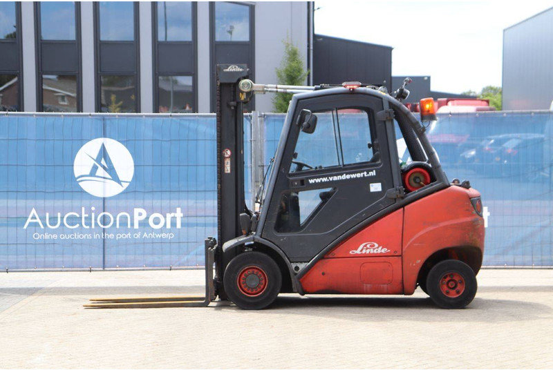 Linde H30T - Dieselový vysokozdvižný vozík: obrázek 2 Linde H30T - Dieselový vysokozdvižný vozík: obrázek 2