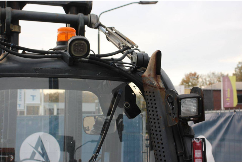 Plynový vysokozdvižný vozík Linde H30T: obrázek 17