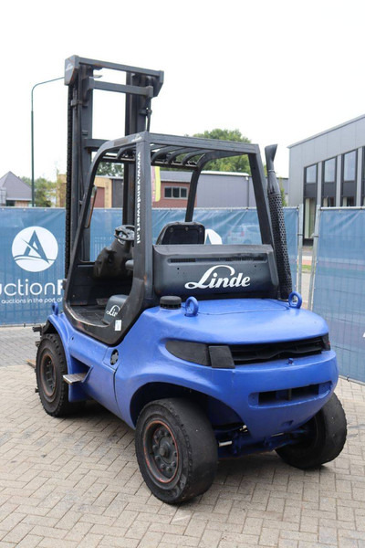 Linde H45D - Dieselový vysokozdvižný vozík: obrázek 4 Linde H45D - Dieselový vysokozdvižný vozík: obrázek 4