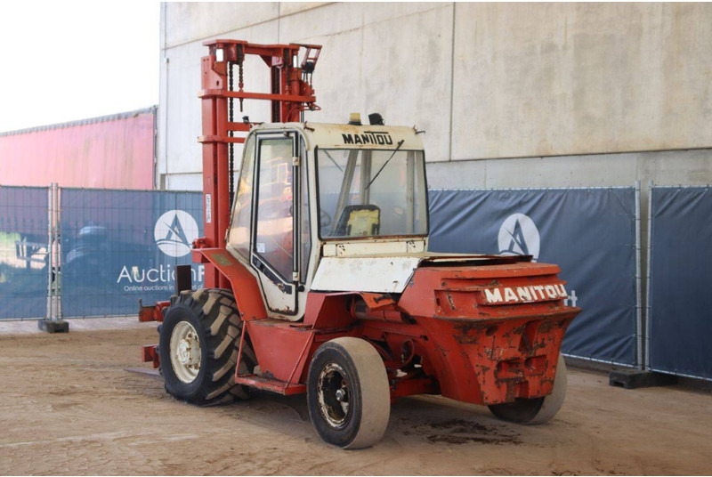 Manitou - Vysokozdvižný vozík terénní: obrázek 4 Manitou - Vysokozdvižný vozík terénní: obrázek 4