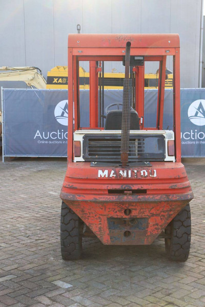 Manitou MCE 25H - Dieselový vysokozdvižný vozík: obrázek 5 Manitou MCE 25H - Dieselový vysokozdvižný vozík: obrázek 5