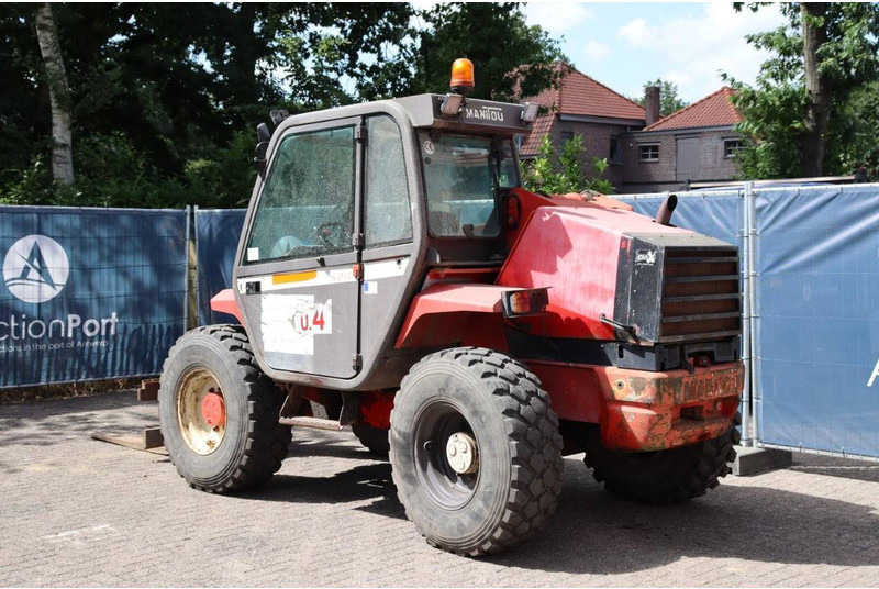 Manitou MLT 524 - Teleskopický manipulátor: obrázek 4 Manitou MLT 524 - Teleskopický manipulátor: obrázek 4