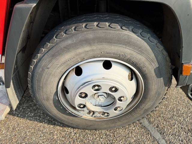 Mercedes-Benz 1124 - Hasičský vůz: obrázek 5 Mercedes-Benz 1124 - Hasičský vůz: obrázek 5