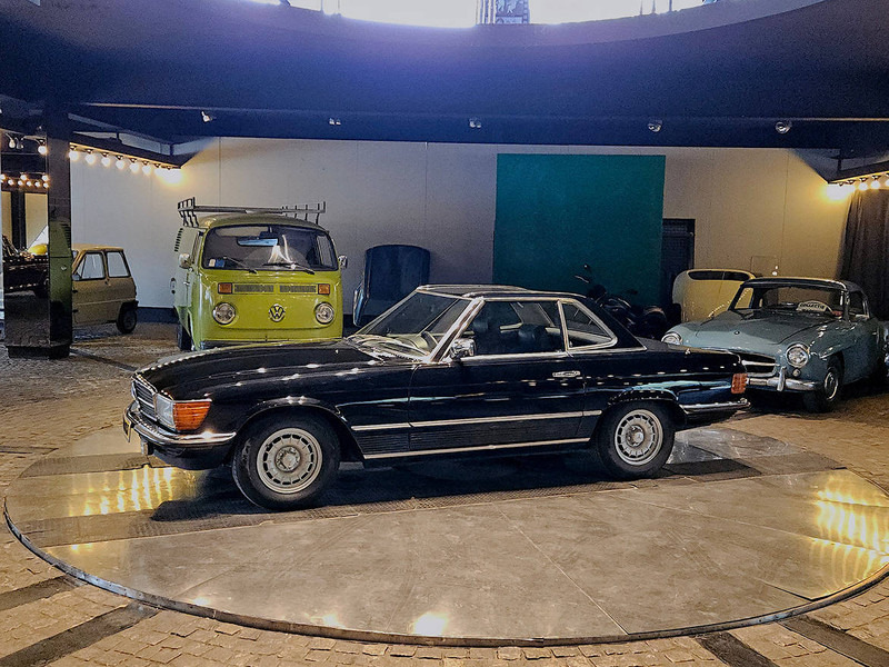Mercedes-Benz SL-Klasse (R107) _ 380 - Sedan: obrázek 3 Mercedes-Benz SL-Klasse (R107) _ 380 - Sedan: obrázek 3