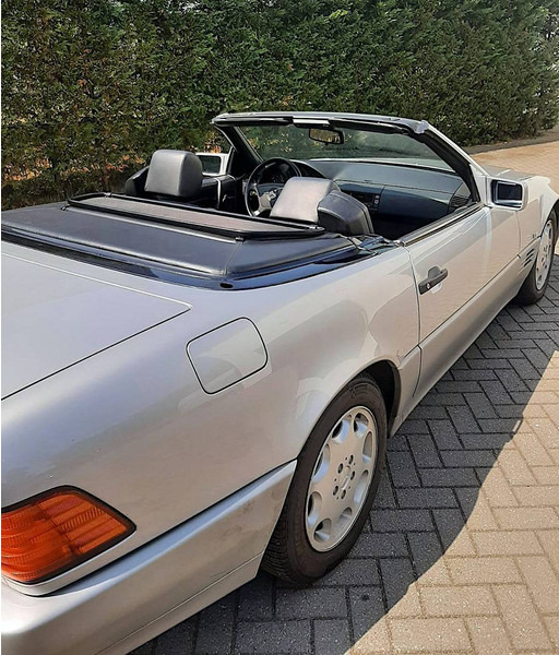 Mercedes-Benz SL-Klasse (R129) _ 300 -24 - Sedan: obrázek 4 Mercedes-Benz SL-Klasse (R129) _ 300 -24 - Sedan: obrázek 4