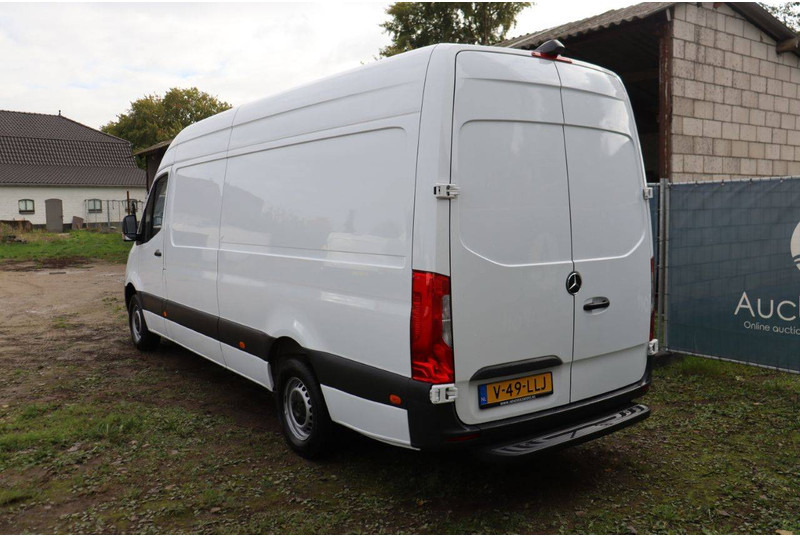 Mercedes-Benz Sprinter - Furgon: obrázek 4 Mercedes-Benz Sprinter - Furgon: obrázek 4