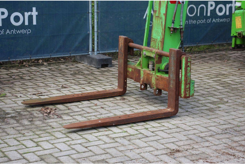 Teleskopický manipulátor Merlo ROTO 45.21MCSS: obrázek 9