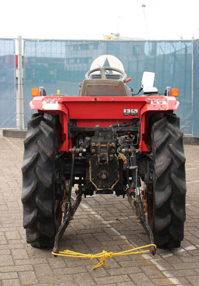 Mitsubishi GS21 - Traktor: obrázek 4 Mitsubishi GS21 - Traktor: obrázek 4
