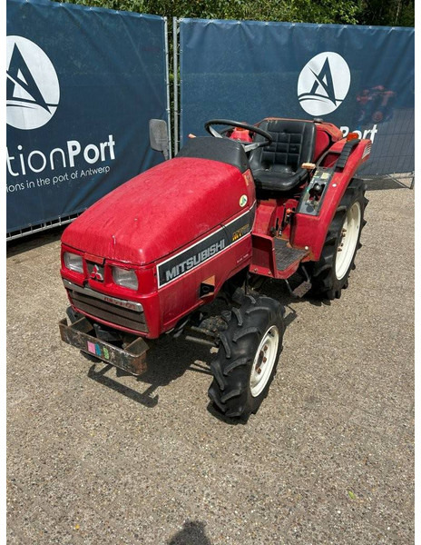 Traktor Mitsubishi MT165: obrázek 10