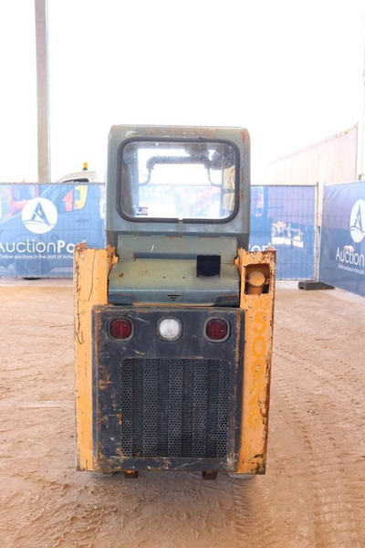 Mustang SL2012 - Kolový nakladač: obrázek 4 Mustang SL2012 - Kolový nakladač: obrázek 4