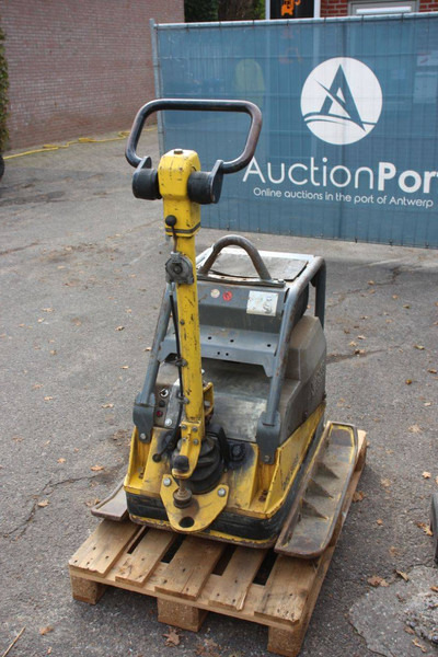 Neuson DPU 6055 - Vibrační deska: obrázek 5 Neuson DPU 6055 - Vibrační deska: obrázek 5